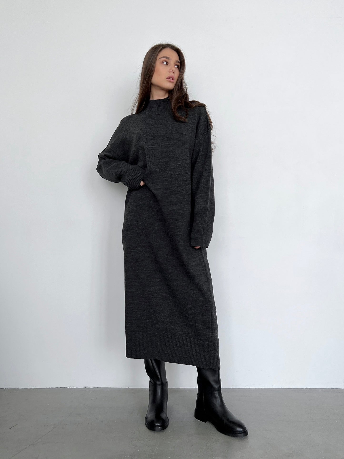 Sweater-Dress Solo