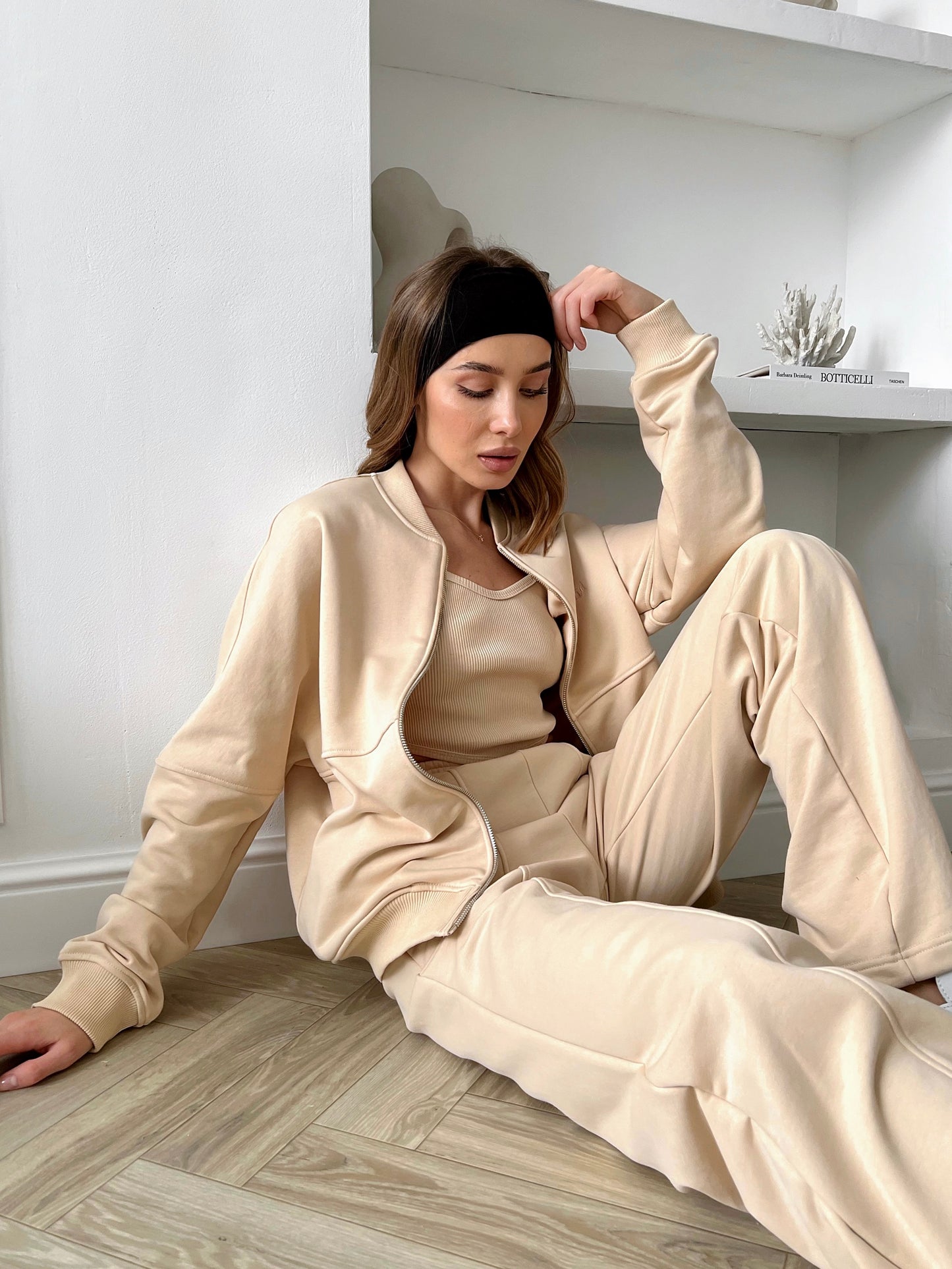 Women's suit RELAX Creme brulee